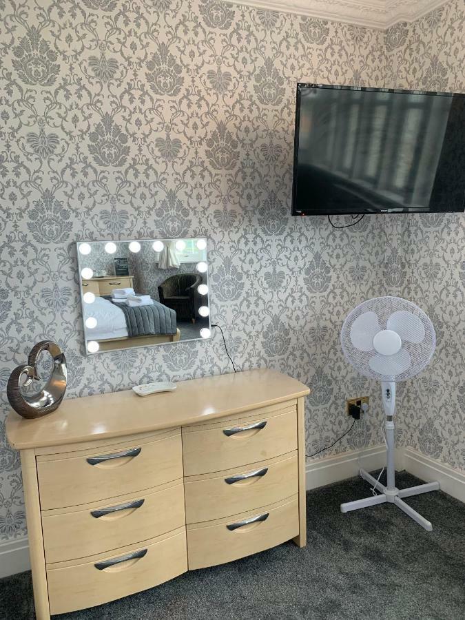 New Boston Guest Accommodation Флітвуд Екстер'єр фото